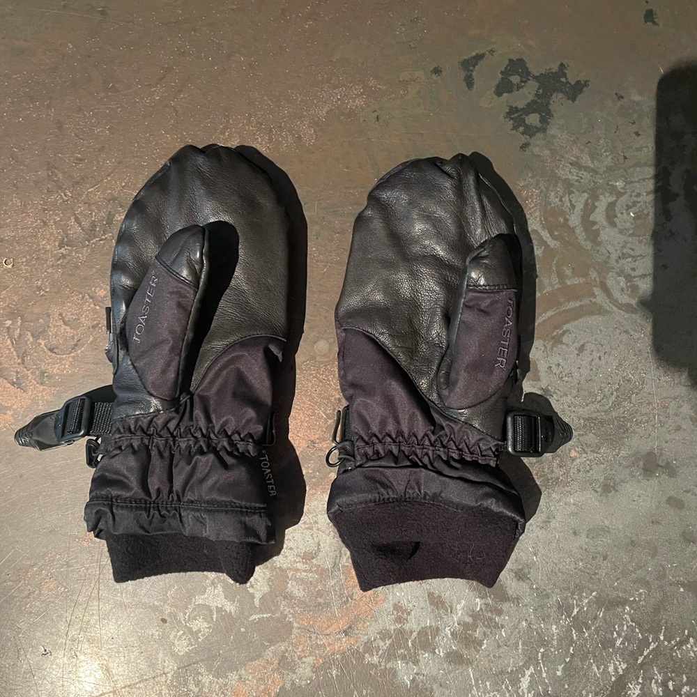 Swany Black Insulated Women’s Mittens